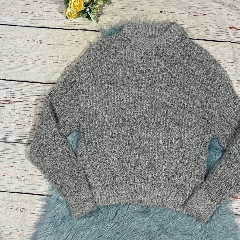 Abercrombie & Fitch Gray Mockneck Knit Fuzzy Soft Sweater - Picture 3 of 7